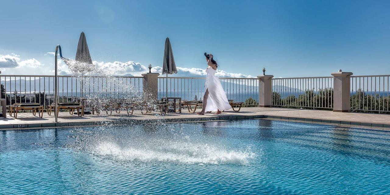 Cretan Blu Platanias Villa Exteriör bild
